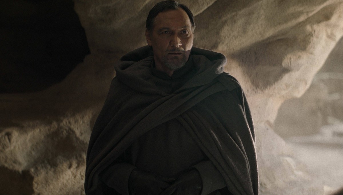 Obi-Wan Kenobi 2022 - filmstill L-R: Senator Bail Organa Jimmy Smits and Obi-Wan Kenobi Ewan McGregor Obi-Wan Kenobi 2022 EDITORIAL USE ONLY Copyright: xCAP/SFSx