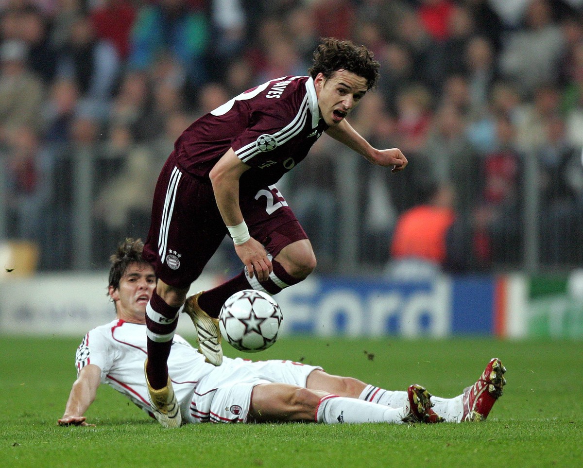 Bildnummer: 09727564 Datum: 11.04.2007 Copyright: imago/Pressefoto Baumann
Fussball / Herren / Champions Leaque CL / Viertelfinale / FC Bayern München - AC Mailand : v.l. Owen Hargreaves (FCB) , Kaka ...
