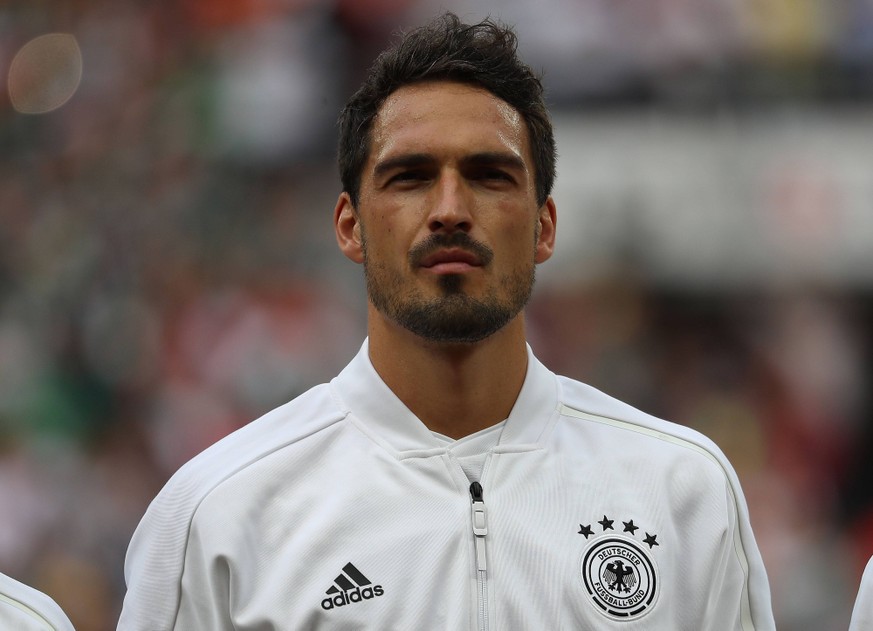 xuhx, 17.06.2018, Fussball FIFA World Cup WM Weltmeisterschaft Fussball WM 2018: Deutschland - Mexiko, v.l. Mats Hummels (Deutsche Fussball Nationalmannschaft DFB) Moskau *** xuhx 17 06 2018 Football  ...