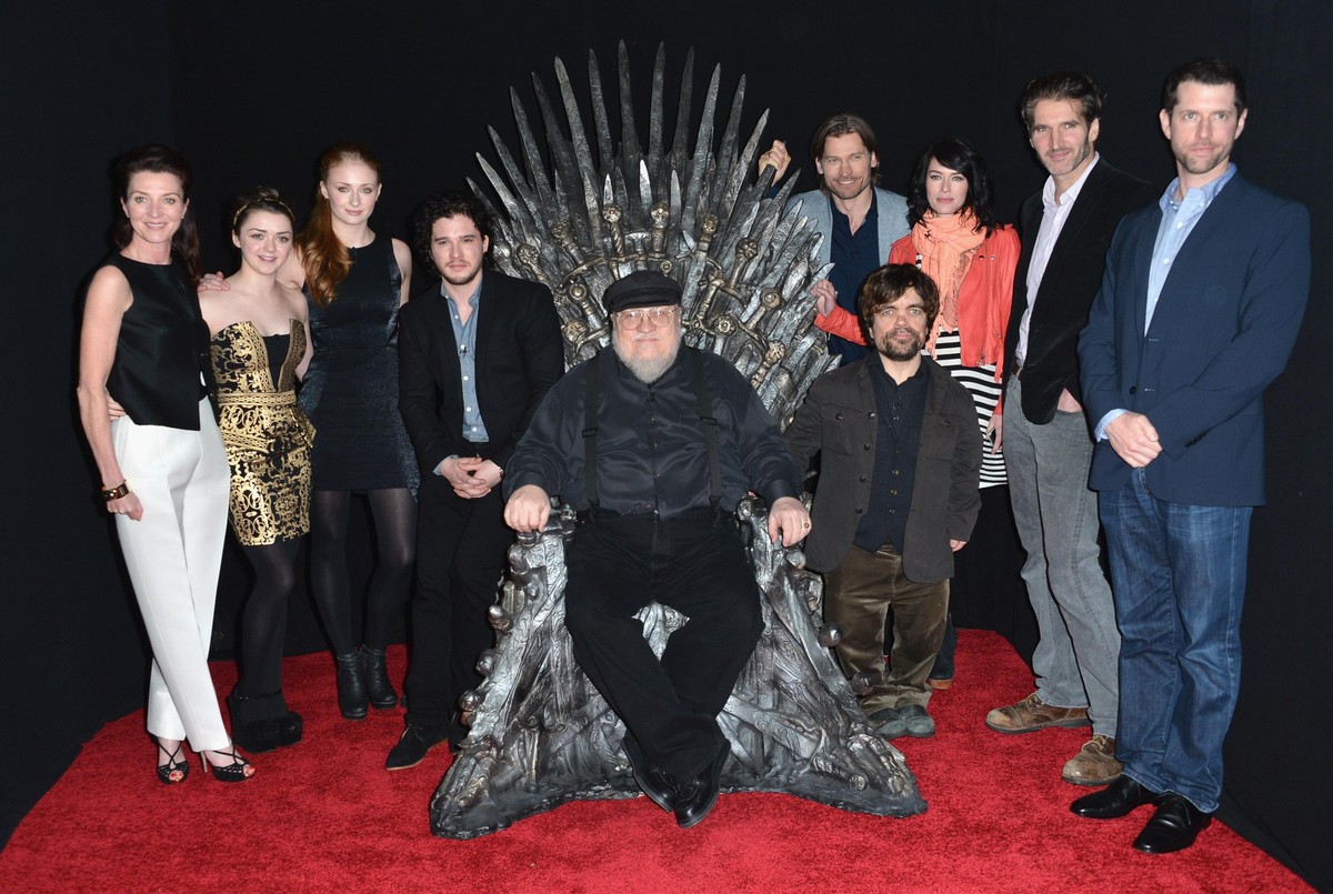 HOLLYWOOD, CA - MARCH 19: Actors Michelle Fairley, Maisie Williams, Sophie Turner, Kit Harington, executive producer George R.R. Martin, actors Nikolaj Coster-Waldau, Peter Dinklage, Lena Headey, co-c ...