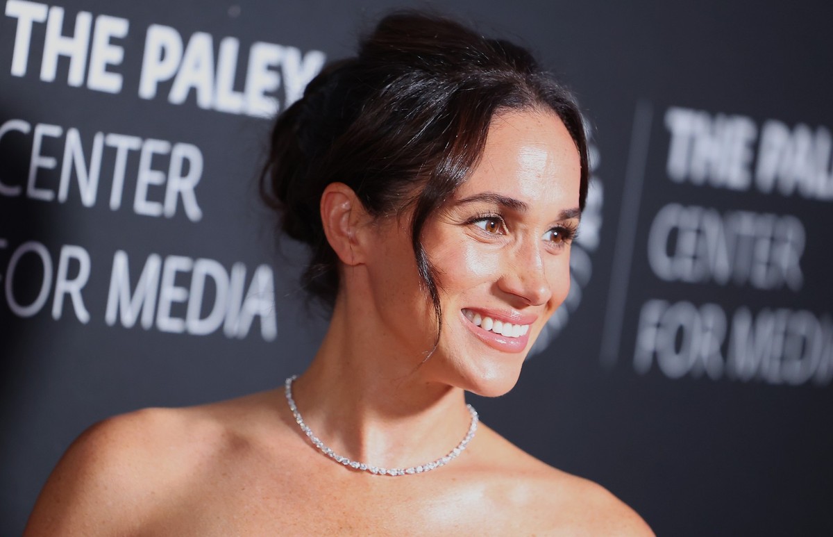 BEVERLY HILLS, CALIFORNIA - DECEMBER 04: Meghan Markle attends The Paley Center for Media Hosts Paley Honors Fall Gala Honoring Tyler Perry at Beverly Wilshire, A Four Seasons Hotel on December 04, 20 ...