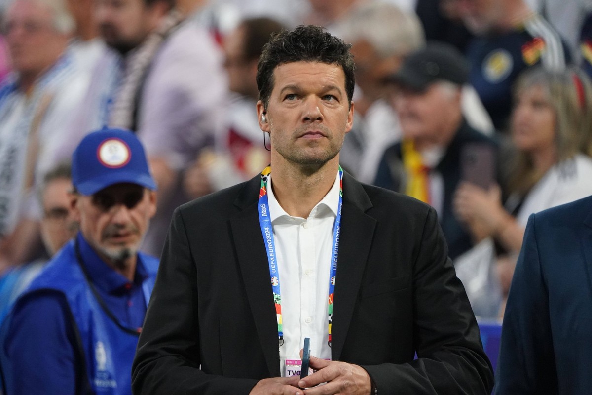 Nationalmannschaft, Fussball, UEFA Euro2024, EM 2024,Deutschland-Schottland Allianzarena, München Fussballexperte michael Ballack, Deutschland,Aktion, Einzelbild *** national team, football, UEFA Euro ...