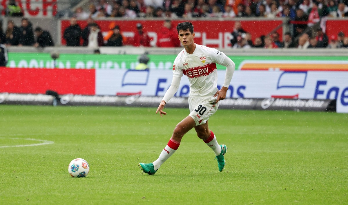 05.10.25 VfB Stuttgart - 1. FC Heidenheim Deutschland, Stuttgart, 05.10.2025, Fussball, Bundesliga, VfB Stuttgart - 1. FC Heidenheim: Chema Andres VfB Stuttgart. *** 05 10 25 VfB Stuttgart 1 FC Heiden ...