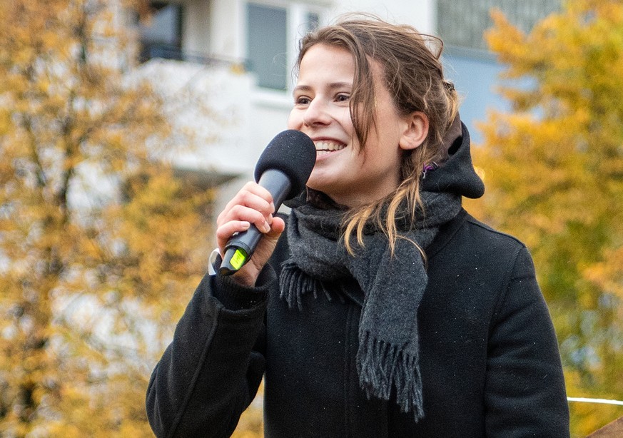 Die Klimaaktivistin Luisa Neubauer auf einer Demo in Berlin.