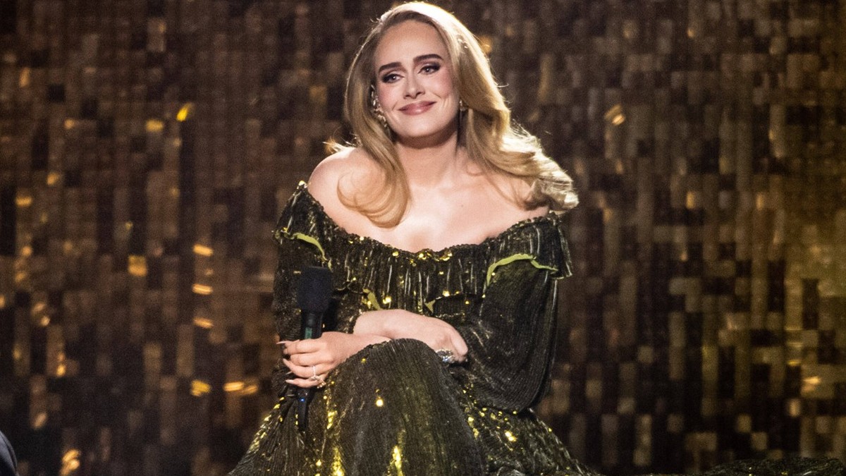 The Brit Awards 2022 - Show - London Adele on stage during the the Brit Awards 2022 at the O2 Arena, London. Picture date: Tuesday February 8, 2022. Photo credit should read: Matt Crossick/Empics EDIT ...