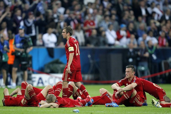 MÜNCHEN, 19.05.2012, Stadion Aliianz Arena, Saison 2011/2012, Finale Champions League FC Bayern München - Chelsea 1-1. Chelsea gewinnt nach Elfmeterschießen. Die Elfmeter werden von Philip Lahm und ... geschossen.
