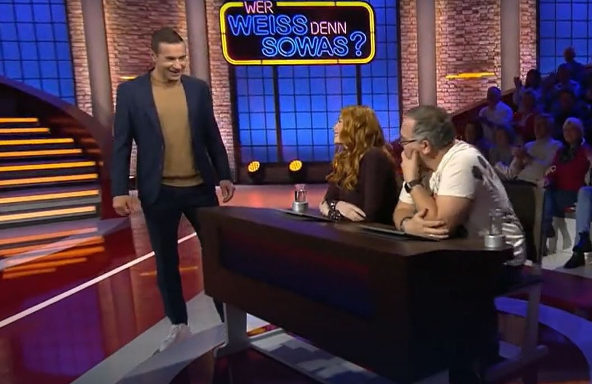 Quizmaster Kai Pflaume bringt Palina Rojinski und Elton zur Verzweiflung.