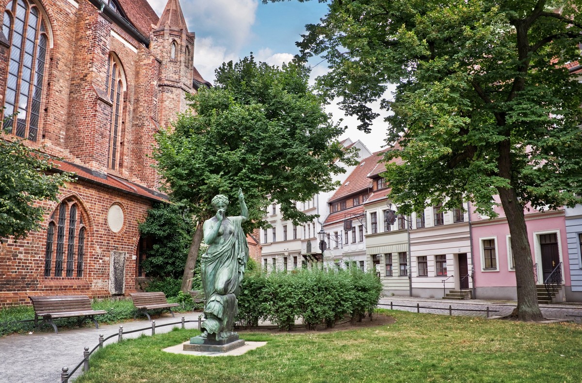 Berlin Nikolaiviertel (Nicholas quarter), Germany