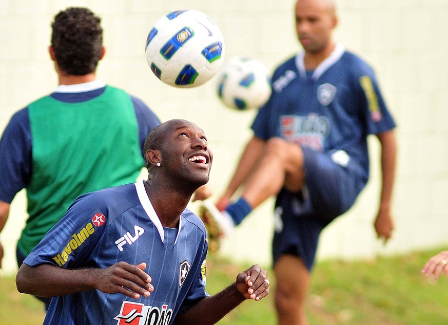 Bildnummer: 08176994 Datum: 14.07.2011 Copyright: imago/Fotoarena
Somalia durante treino do Botafogo realizado no CFZ. Rio de Janeiro/RJ, Brasil - 14/07/2011. x(425)xWallacexTeixeirax/xFotoarex PUBLI ...