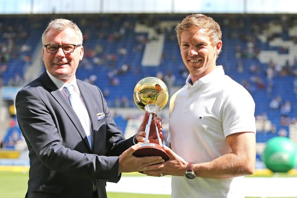 19.08.2017, xtvx, Fussball 1. Bundesliga, TSG 1899 Hoffenheim - Werder Bremen, emspor, v.l. Vor dem Spiel: Trainer Coach Julian Nagelsmann TSG 1899 Hoffenheim. Jörg Jakob aus der kicker-Chefredaktion  ...