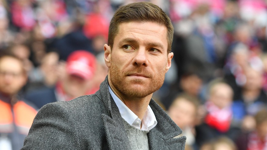 Xabi ALONSO offenbar wird offenbar Trainer bei Borussia Moenchengladbach. Archivfoto Xabi ALONSO Bayern Muenchen in zivil,privat, Einzelbild,angeschnittenes Einzelmotiv,Portraet,Portrait,Portr t. Fuss ...