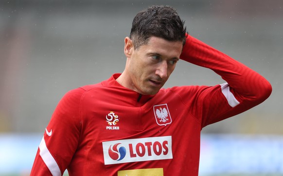 Sport Bilder des Tages Poland s Robert Lewandowski pictured during a training session of the Polish national soccer team, Tuesday 07 June 2022 in Brussels, during the preparations for the upcoming UEF ...