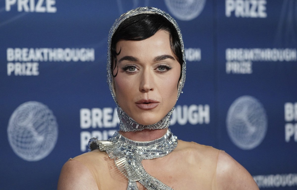 ARCHIV - 05.04.2025, USA, Los Angeles: Katy Perry kommt zur 11. Verleihung des Breakthrough Prize in Los Angeles. Die Breakthrough Preise werden für herausragende wissenschaftliche Arbeiten vergeben i ...