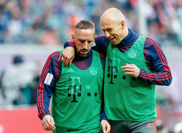 Leipzig, Deutschland, 11.05.2019, 1. Bundesliga 33. Spieltag, RB Leipzig - FC Bayern Muenchen, Franck Ribery (FCB) und Arjen Robben (FCB) diskussion ( DeFodi048 *** Leipzig Germany 11 05 2019 1 Bundes ...