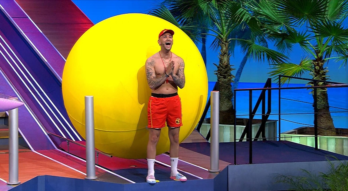 Serkan Yavuz bei Splash! Das Promi-Pool-Quiz.

+++ Die Verwendung des sendungsbezogenen Materials ist nur mit dem Hinweis und Verlinkung auf RTL+ gestattet. +++