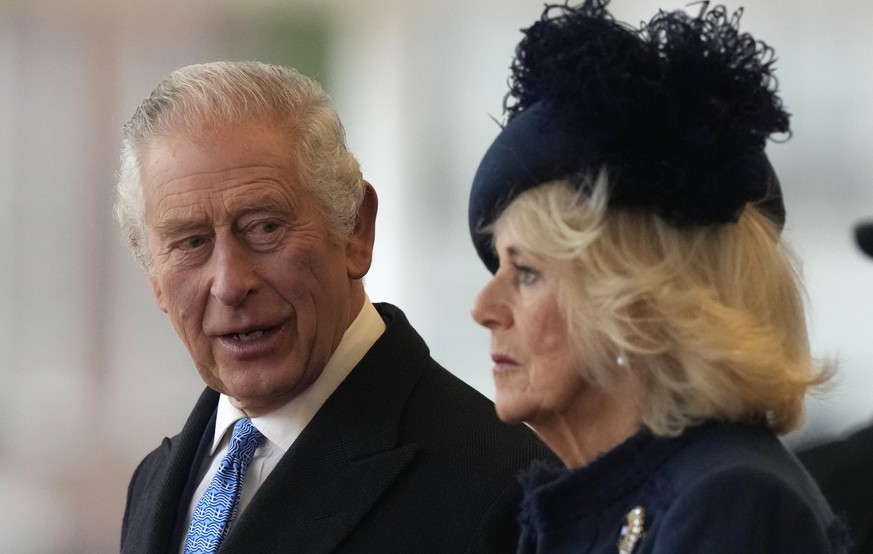 LONDON, ENGLAND - NOVEMBER 21: King Charles III, and Queen Camilla wait for the start of the Ceremonial Welcome for the President of Korea Yoon Suk Yeol and First Lady, Kim Keon Hee, at Horse Guards P ...