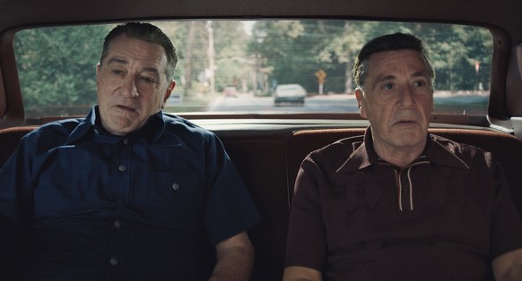 Robert De Niro und Al Pacino in &quot;The Irishman&quot;: Der Film wurde von Netflix produziert. Insgesamt geht er mit zehn Nominierungen ins Rennen. Nur &quot;Joker&quot; hat noch mehr.