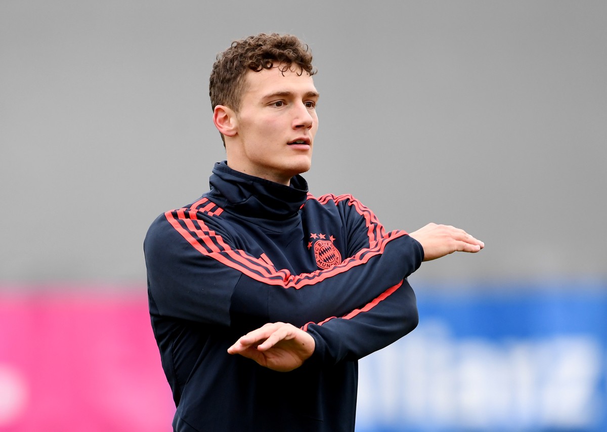 Soccer Football - Champions League - Bayern Munich Training - Saebener Strasse, Munich, Germany - November 5, 2019 Bayern Munich&#039;s Benjamin Pavard during training REUTERS/Andreas Gebert