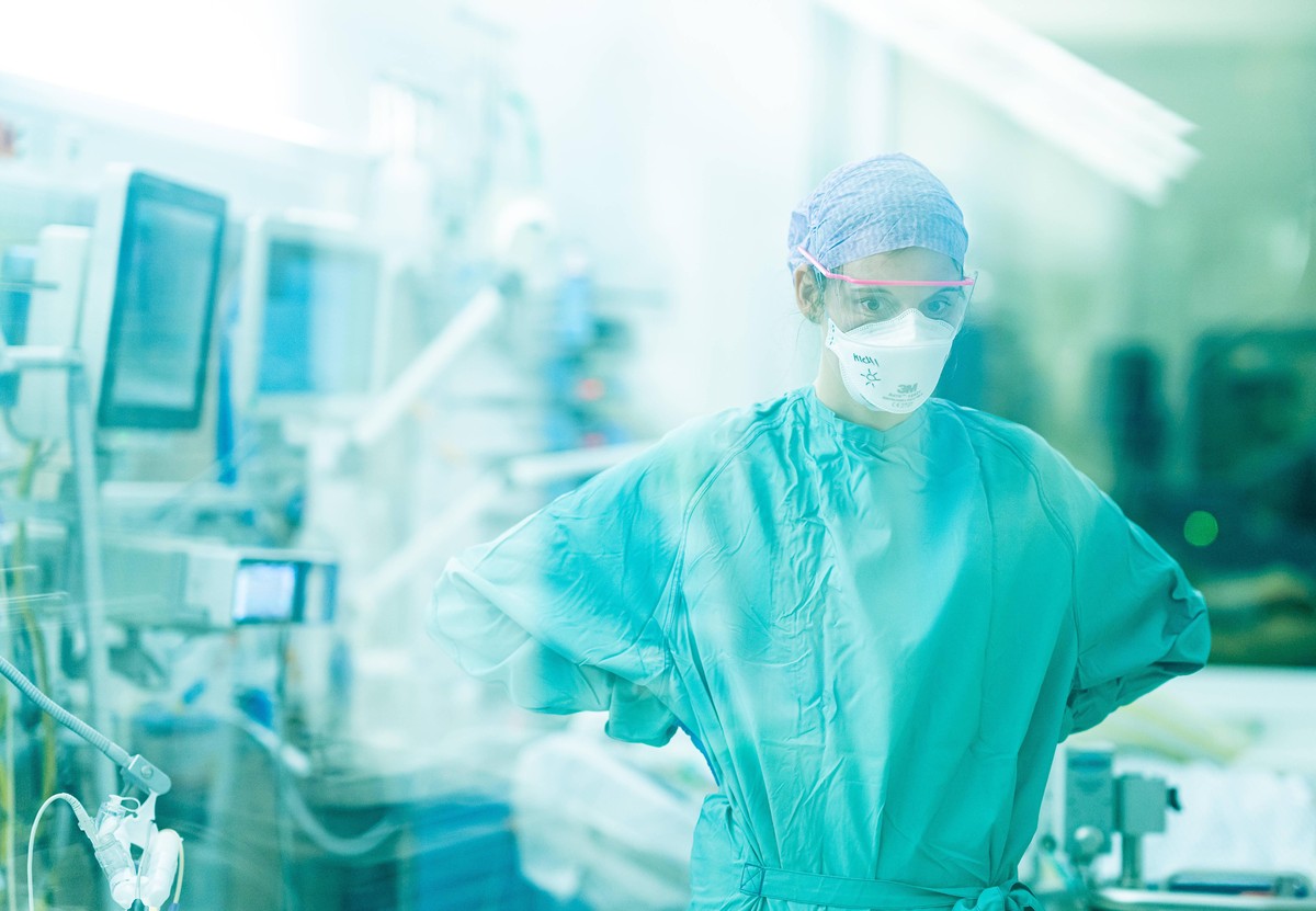 Corona-Intensivstation in der Uniklinik Dresden: Die Mediziner arbeiten mittlerweile deutschlandweit am Limit.
