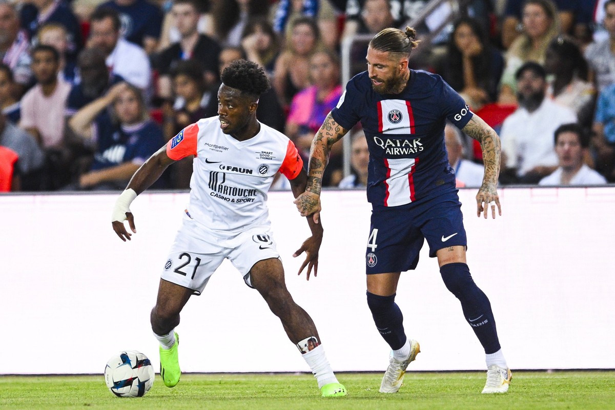 Elye Wahi Montpellier vs Sergio Ramos PSG FOOTBALL : PSG vs Montpellier - Ligue1 Uber Eats - J2 - 13/08/2022 JBAutissier/Panoramic PUBLICATIONxNOTxINxFRAxITAxBEL