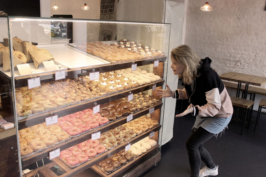 Donut Paradise: Sie sehen zum AUFFRESSEN aus. Ob sie es auch sind - so ganz ohne Butter?!