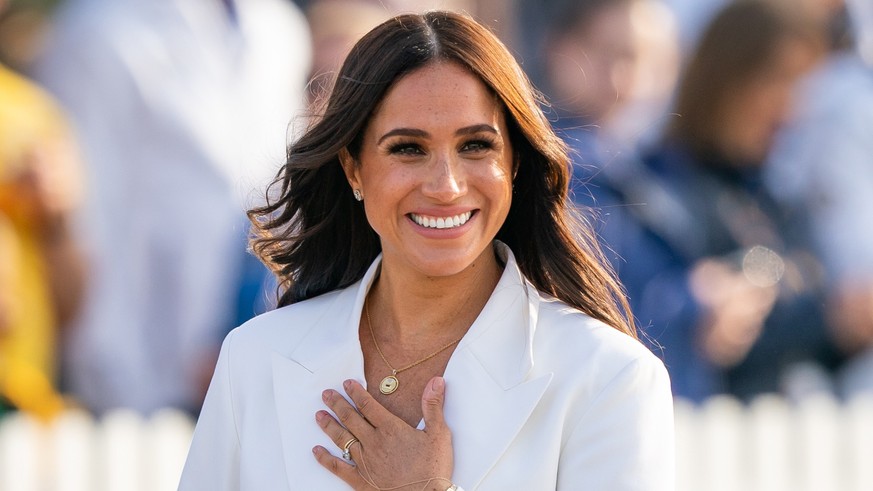 ARCHIV - 15.04.2022, Niederlande, Den Haag: Meghan, Herzogin von Sussex, nimmt an einem Empfang der Stadt Den Haag und des niederländischen Verteidigungsministeriums anlässlich der bevorstehenden Invi ...