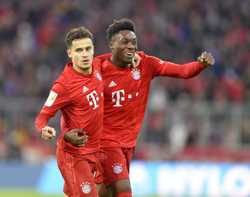 Superstar Philippe Coutinho (l.) kennt schon die ganze Welt – Alphonso Davies arbeitet beim FC Bayern München mit ordentlich viel Tempo daran.