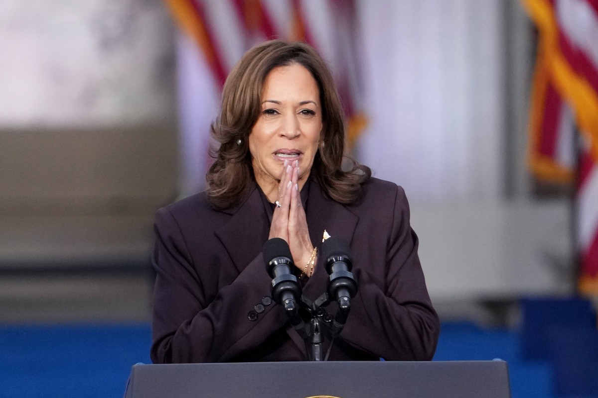 United States Vice President Kamala Harris delivers a concession speech to media and supporters the day after the Kamala Harris Election Night Event for the 2024 US presidential election at Howard Uni ...