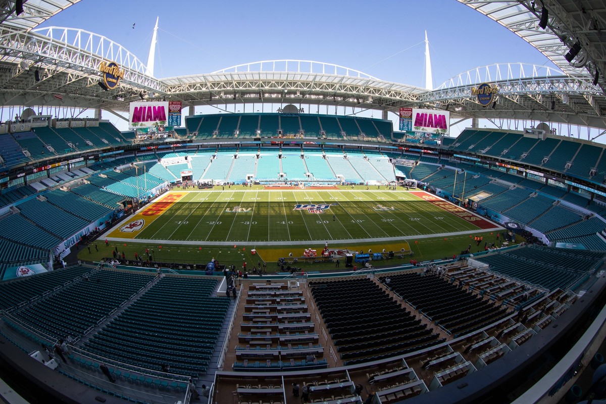 MIAMI GARDENS, FL - FEBRUARY 02: A general view of the field and inside Hard Rock Stadium prior to Super Bowl LIV on February 2, 2020 at Hard Rock Stadium in Miami Gardens, FL. Photo by Rich Graessle/ ...