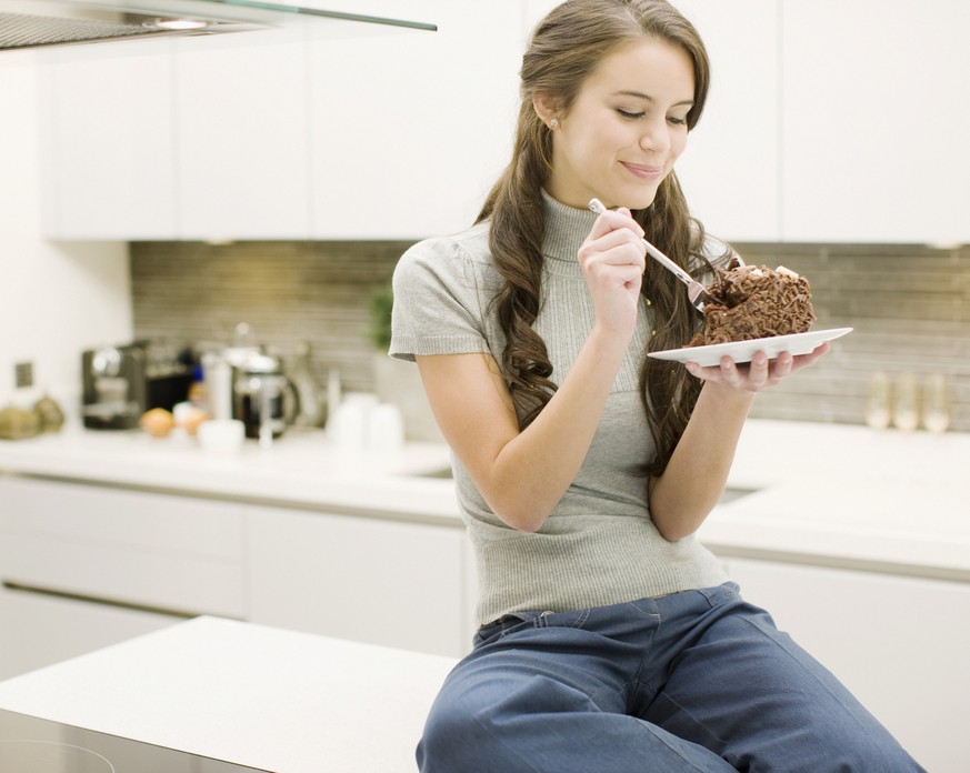 Erst Hauptgang – und dann noch Torte! (Symbolbild)