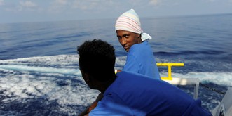 Endlich – das Rettungsschiff "Aquarius" legt in Malta an