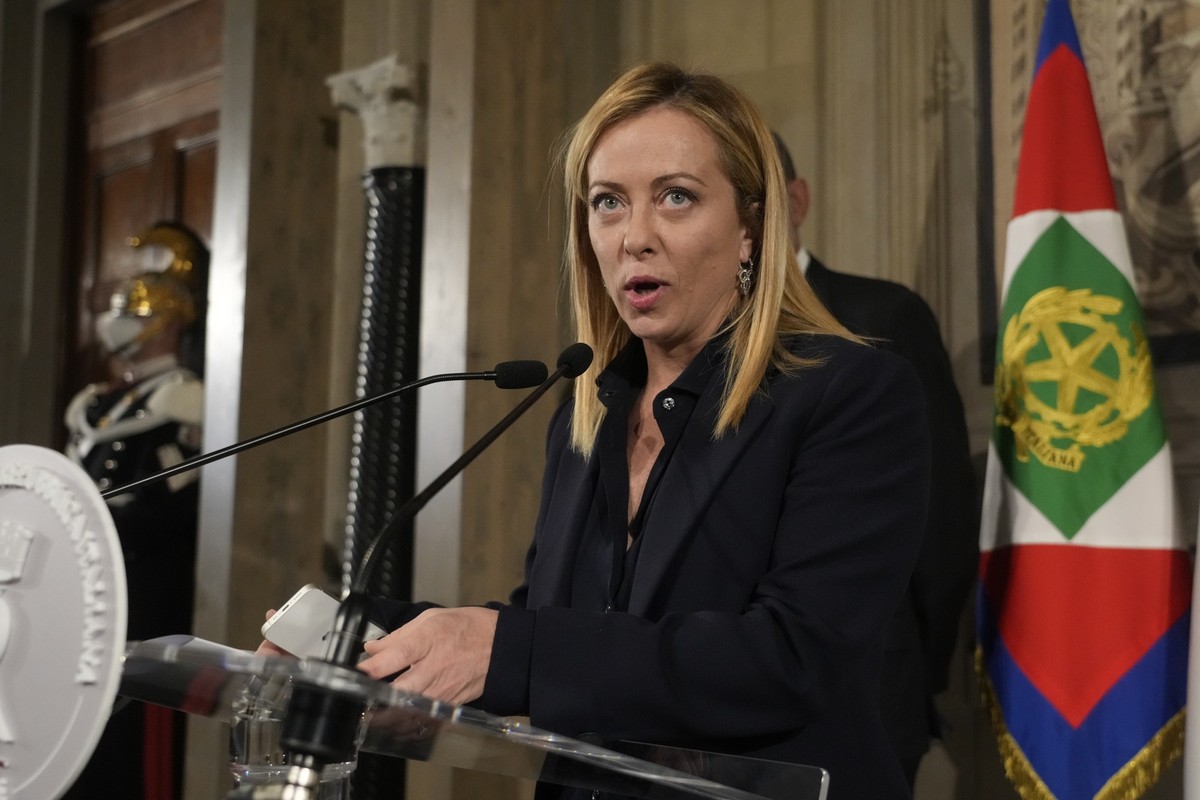 21.10.2022, Italien, Rom: Giorgia Meloni, Vorsitzende der Fratella d&#039;Italia, pr