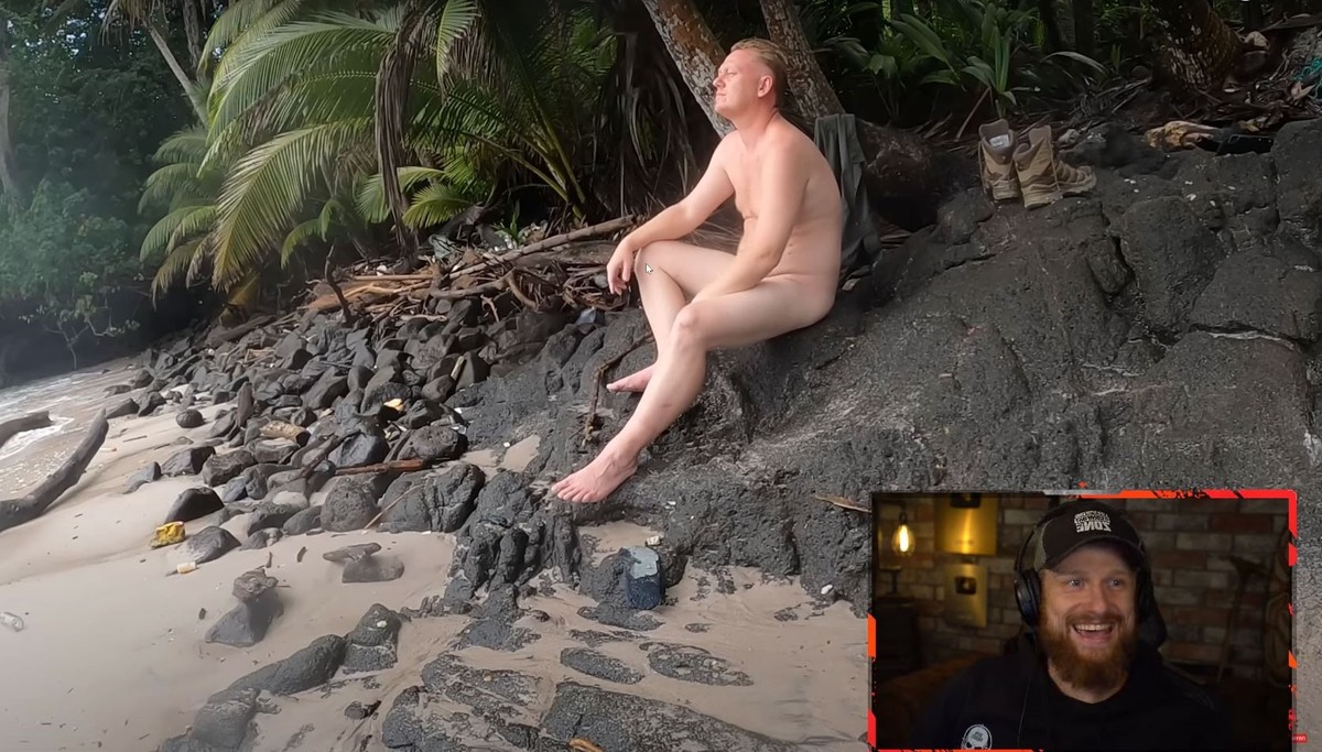 Der Anblick des nackten Knossi begeistert Fritz Meinecke.