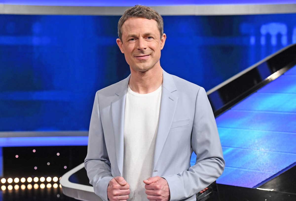 ARD GEFRAGT - GEJAGT mit Moderator Alexander Bommes, immer montags bis freitags um 18:00 Uhr im Ersten.
Moderator Alexander Bommes in Studiokulisse.
© ARD/Uwe Ernst, honorarfrei - Verwendung gemäß der ...