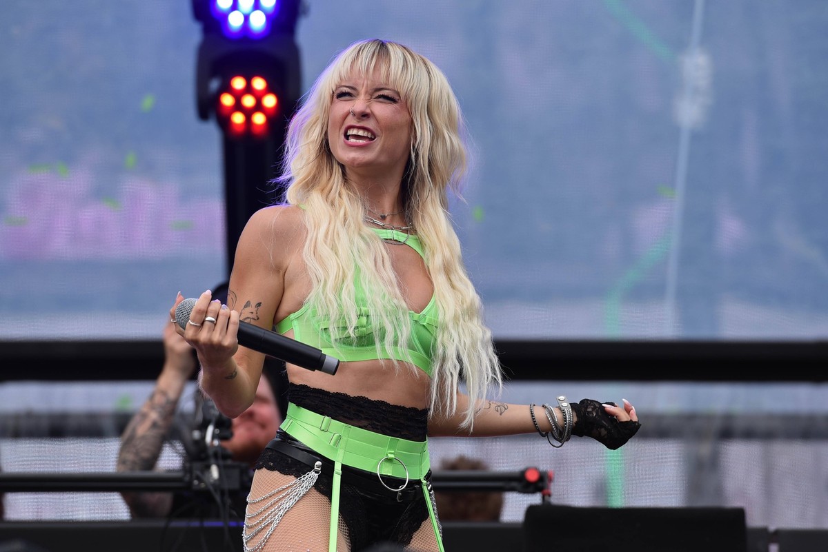 Mia Julia Br�ckner - Auftritt beim GL�CKSGEF�HLE FESTIVAL am Hockenheimring in Hockenheim am 16.09.2023 *** Mia Julia Br�ckner performance at the GL�CKSGEF�HLE FESTIVAL at the Hockenheimring in Hocken ...