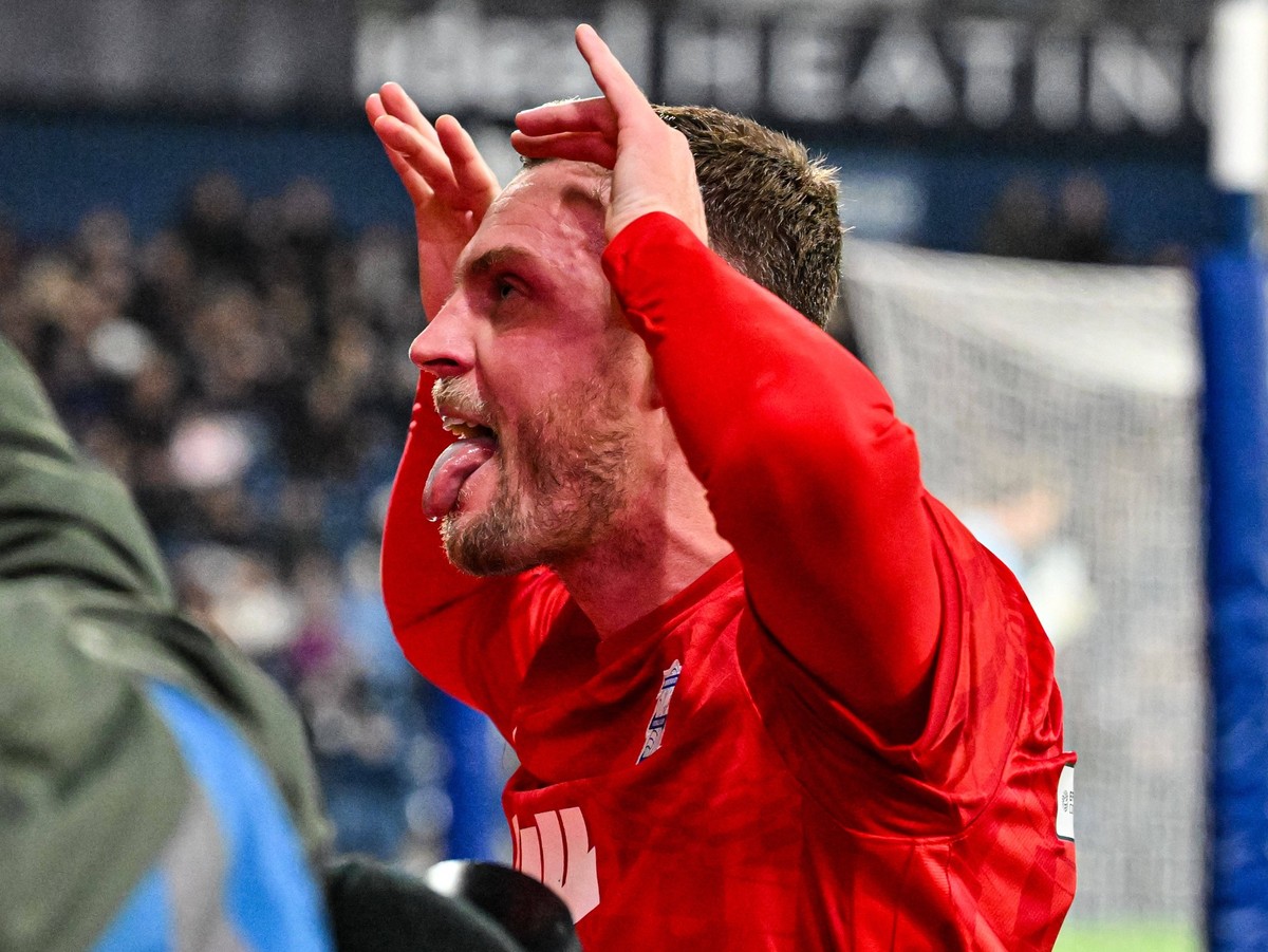 26th November 2025: The Hawthorns, West Bromwich, West Midlands, England EFL Championship Football, West Bromwich Albion versus Birmingham City Marvin Ducksch of Birmingham City celebrates in front of ...