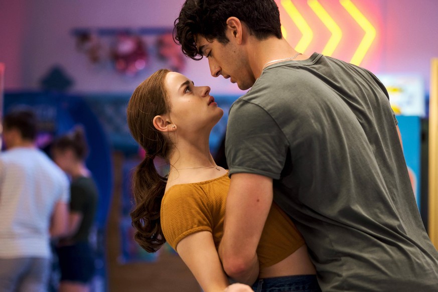 Joey King, Taylor Perez, The Kissing Booth 2 2020 Credit: Marcos Cruz / Netflix / The Hollywood Archive Los Angeles CA PUBLICATIONxINxGERxSUIxAUTxONLY Copyright: xMarcosxCruz/Netflixx 34024005THA