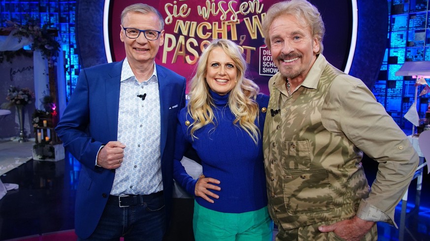 Günther Jauch (l.), Barbara Schöneberger und Thomas Gottschalk.

Die Verwendung des sendungsbezogenen Materials ist nur mit dem Hinweis und Verlinkung auf RTL+ gestattet.