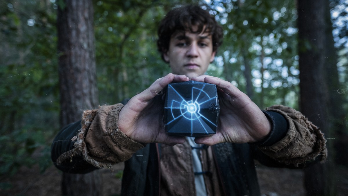 HANDOUT - 18.09.2019, ---: David Ali Rashed in einer Szene der Science-Fiction-Serie �Tribes of Europa� (undatierte Filmszene). Die sechsteilige Serie l�uft am 19. Februar 2021 bei Netflix an. (zu dpa ...