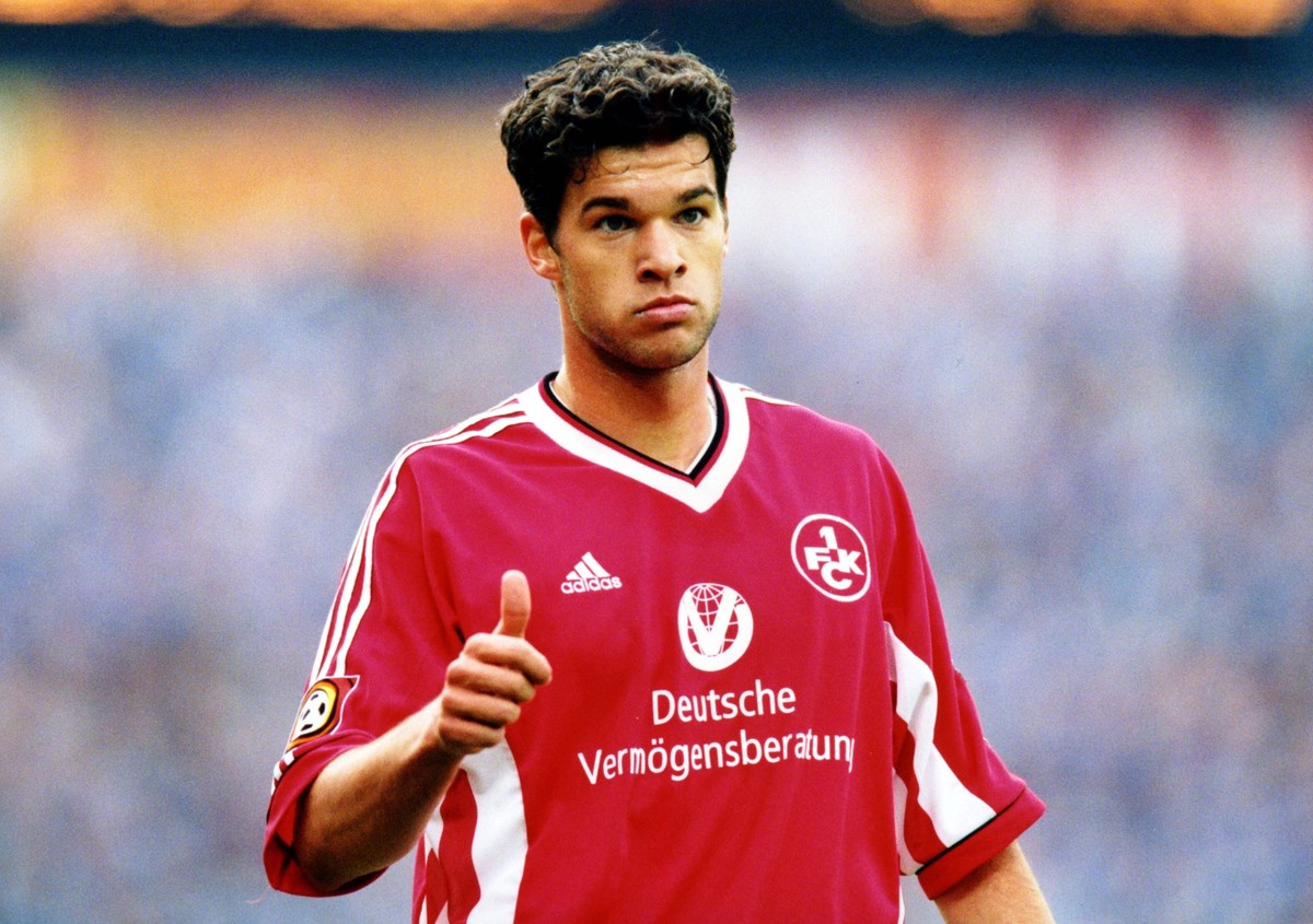 Bildnummer: 00122842 Datum: 16.05.1999 Copyright: imago/Team 2
Michael Ballack (Lautern) scheint zufrieden; Zeichen, Daumen, hoch, Thumbs up, Zufriedenheit, Gestik, close Saison 1998/1999, 1. FC Kaise ...