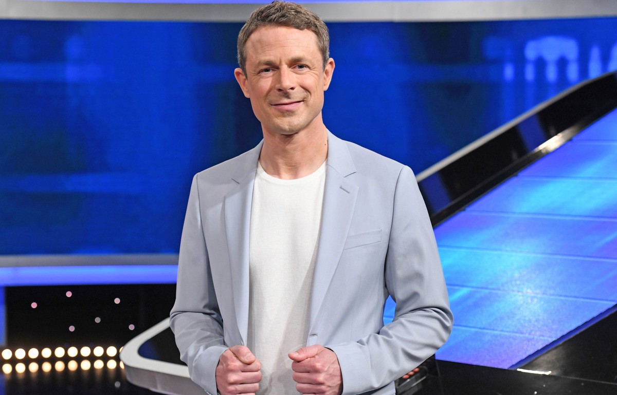 ARD GEFRAGT - GEJAGT mit Moderator Alexander Bommes, immer montags bis freitags um 18:00 Uhr im Ersten.
Moderator Alexander Bommes in Studiokulisse.
© ARD/Uwe Ernst, honorarfrei - Verwendung gemäß der ...