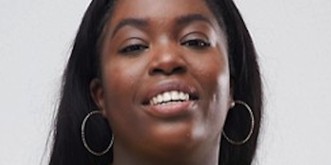 Das Internet liebt dieses Plus-Size-Bikini-Model – zu Recht! 