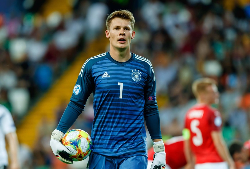 Udine, Italien, 23.06.2019, UEFA U-21 Europameisterschaft Italien 2019, Gruppenphase, Gruppe B, Oesterreich - Deutschland, Torwart Alexander Nuebel (GER) schaut ( Defodi-01048-183958 *** Udine, Italy, ...