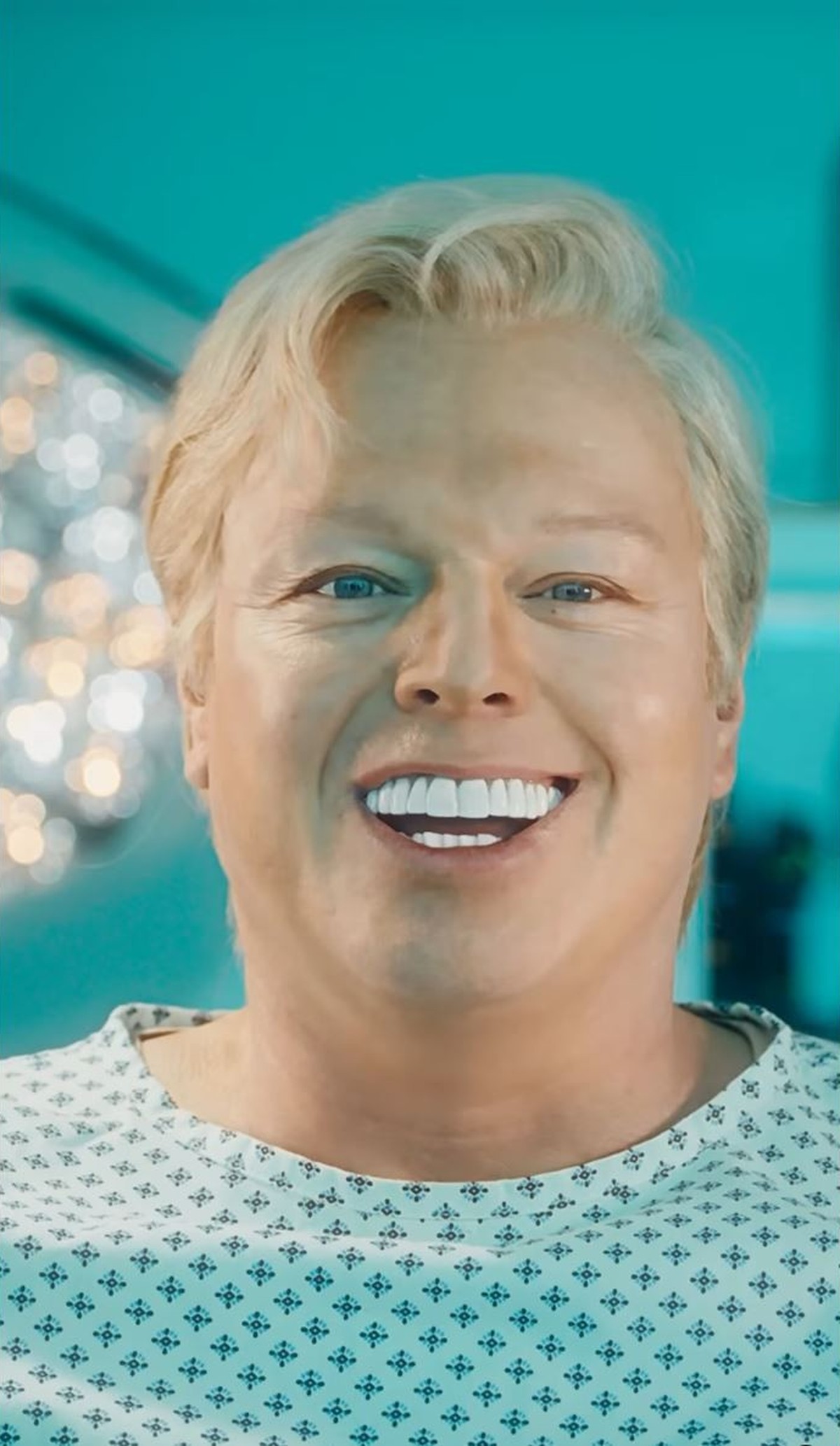 So zeigt sich Stefan Raab am Ende des Videos.