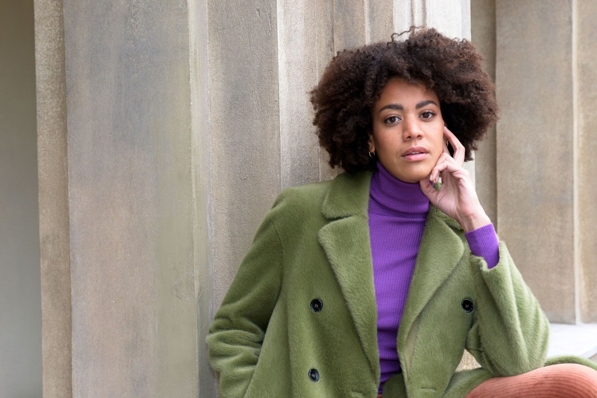 Pauline Afaja spielt "Flo Kästner"
+++ Die Verwendung des sendungsbezogenen Materials ist nur mit dem Hinweis und Verlinkung auf RTL+ gestattet. +++
