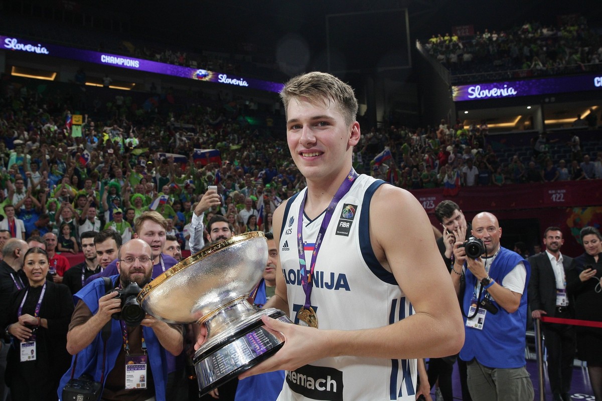 FIBA Eurobasket FINAL match between Slovenia and Serbia at Sinan Erdem Arena in Istanbul , Turkey on September 17 , 2017. Pictured : Slovenia player Luka Doncic poses for the media with championship t ...