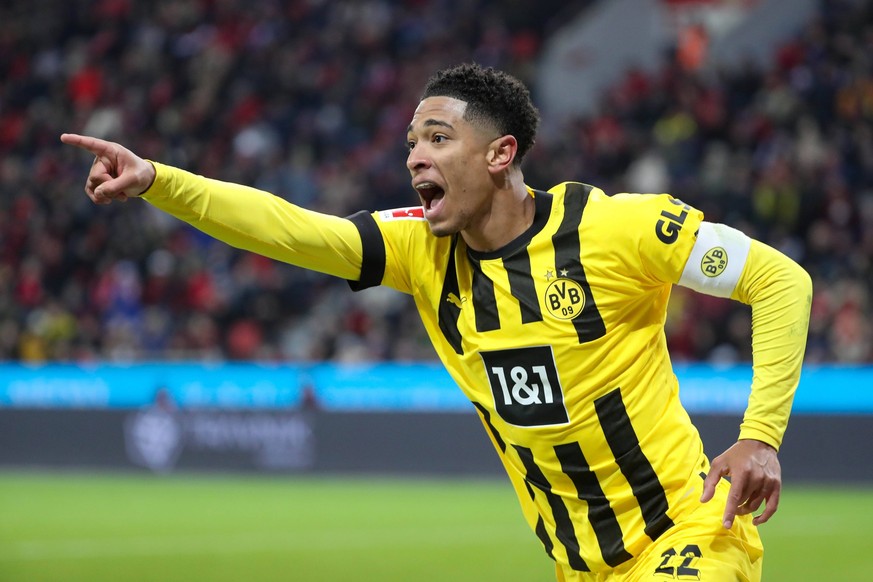 Fußball - 1. Bundesliga - Bayer 04 Leverkusen - Borussia Dortmund am 29.01.2023 in der BayArena in Leverkusen Jubel, Torjubel, Torschuetze, Torschütze Jude Bellingham Dortmund 22 jubelt nach seinem To ...