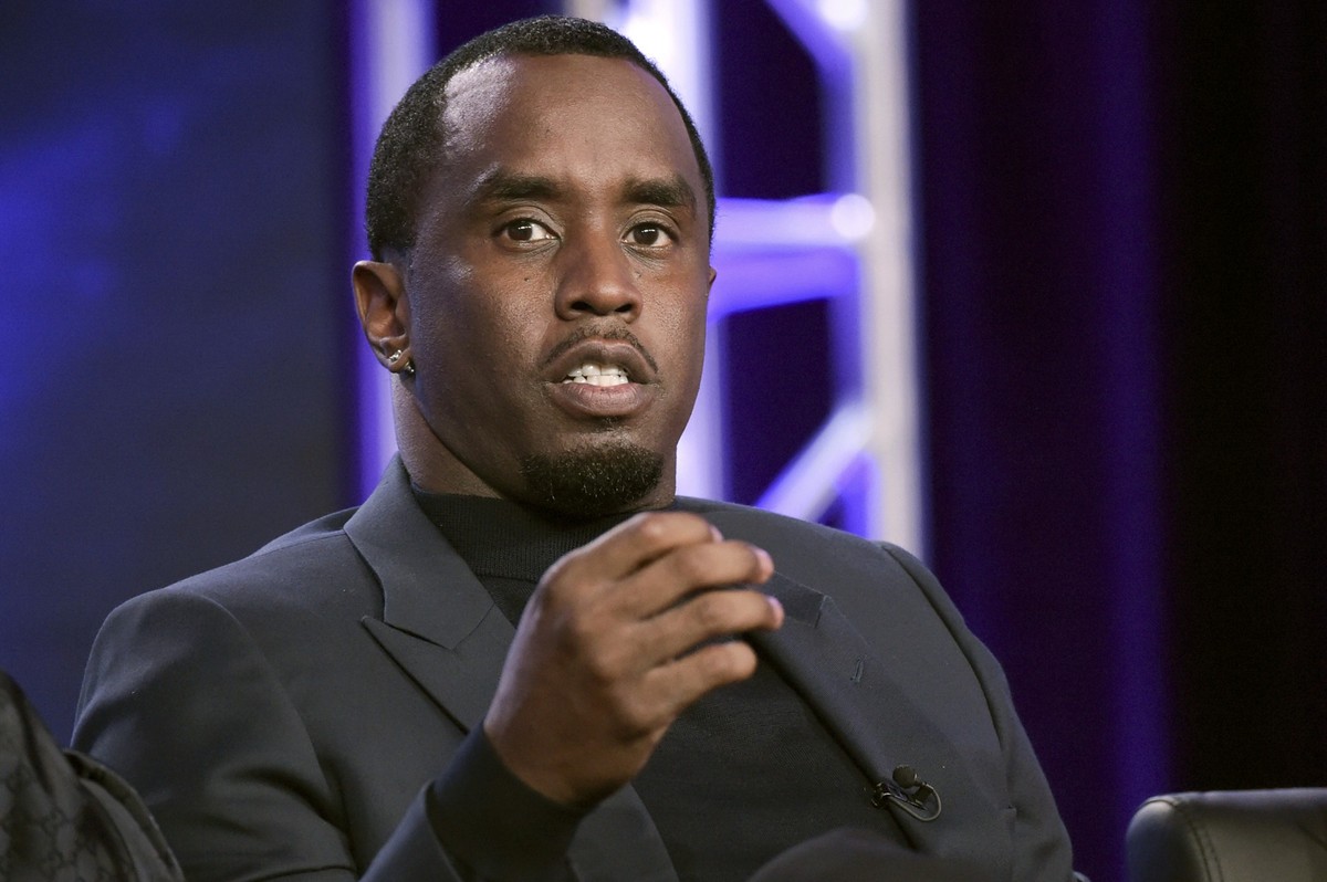 ARCHIV - 05.01.2018, USA, Pasadena: Sean &#039;Diddy&#039; Combs nimmt an der Podiumsdiskussion &quot;The Four&quot; während der FOX Television Critics Association Winter Press Tour in Pasadena, Kalif ...