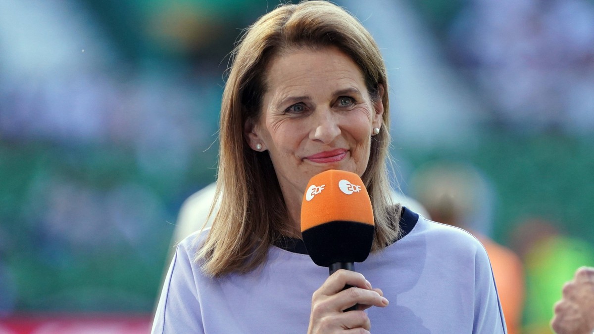 Nationalmannschaft, Fussball, Herren, Länderspiel, Freundschaftsspiel , Testspiel, Deutschland-Ukraine 12.06.2023, Weserstadion Bremen Katrin Müller-Hohenstein, ZDF Sportmoderatorin, Deutschland, Akti ...