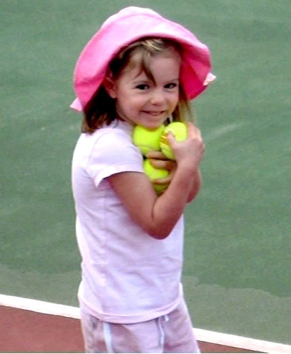 ARCHIV - 14.05.2007, Spanien, Madrid: Madeleine McCann (Maddie) h